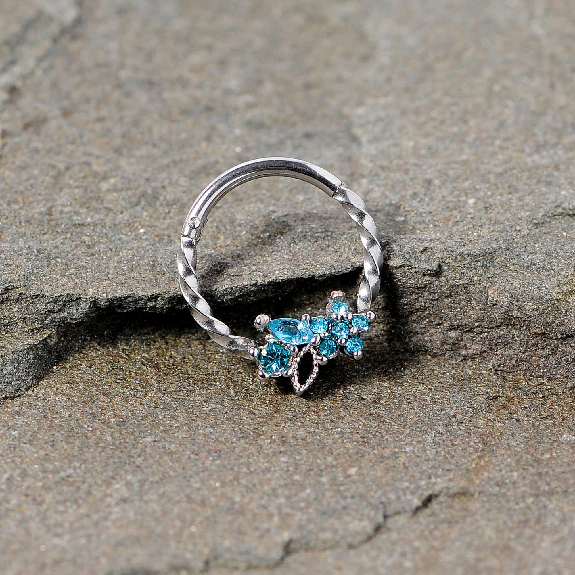 16 Gauge 3/8 Aqua Gem Star Twisted Hinged Segment Ring