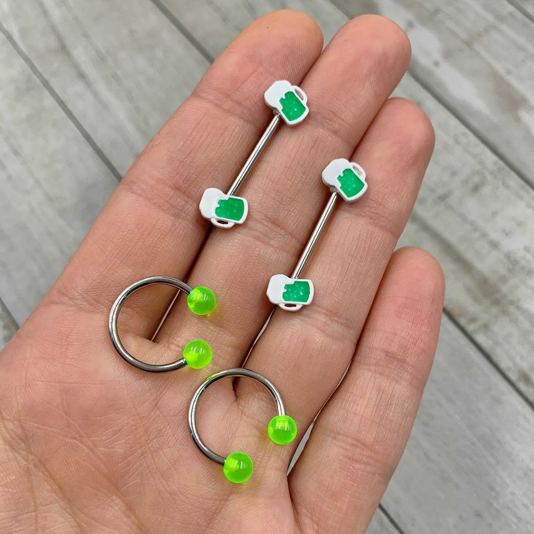 14 Gauge 9/16 Green Beer St Patricks Horseshoe Barbell Nipple Set of 4