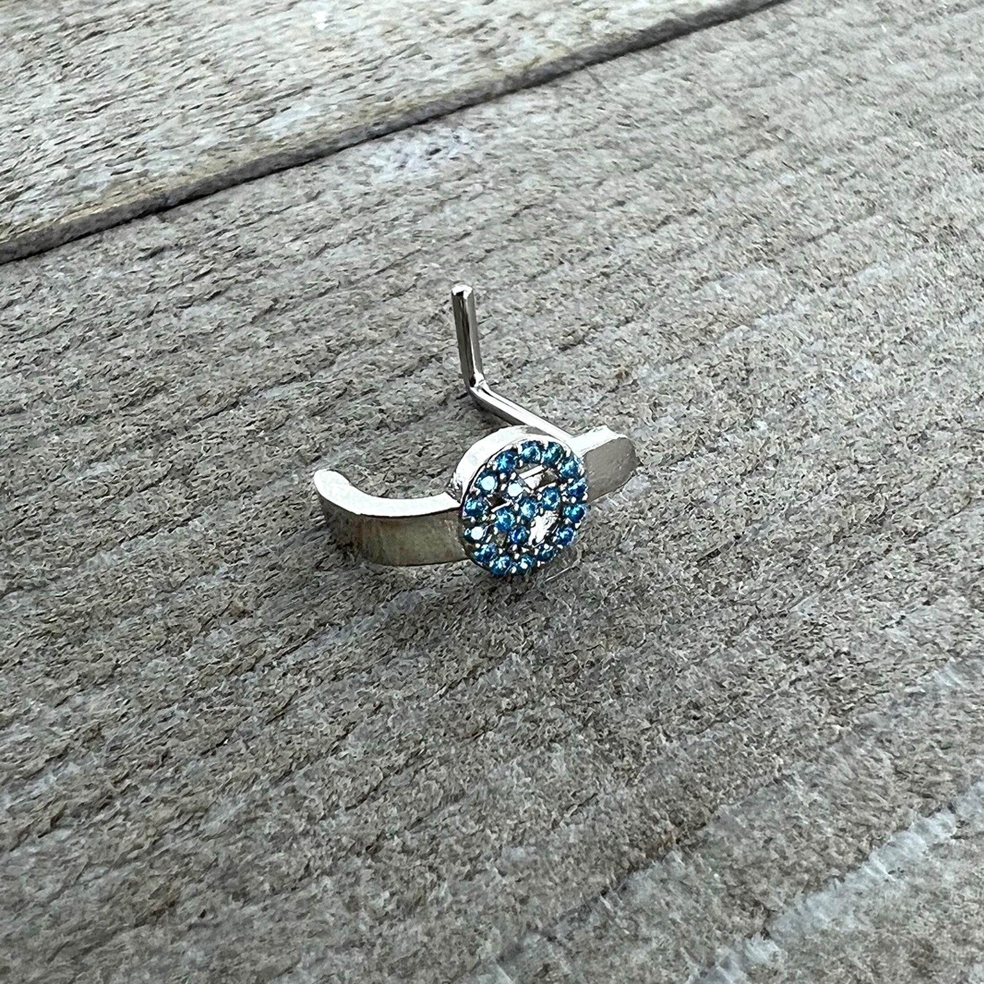 20 Gauge 5/16 Blue Gem Retro Peace Sign Faux Hoop L Shape Nose Ring