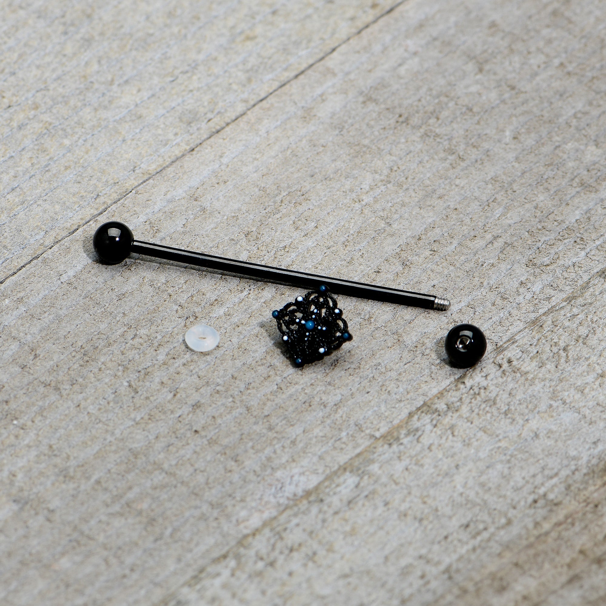 14 Gauge Blue Gem Black Lacy Rhombus Industrial Barbell 38mm