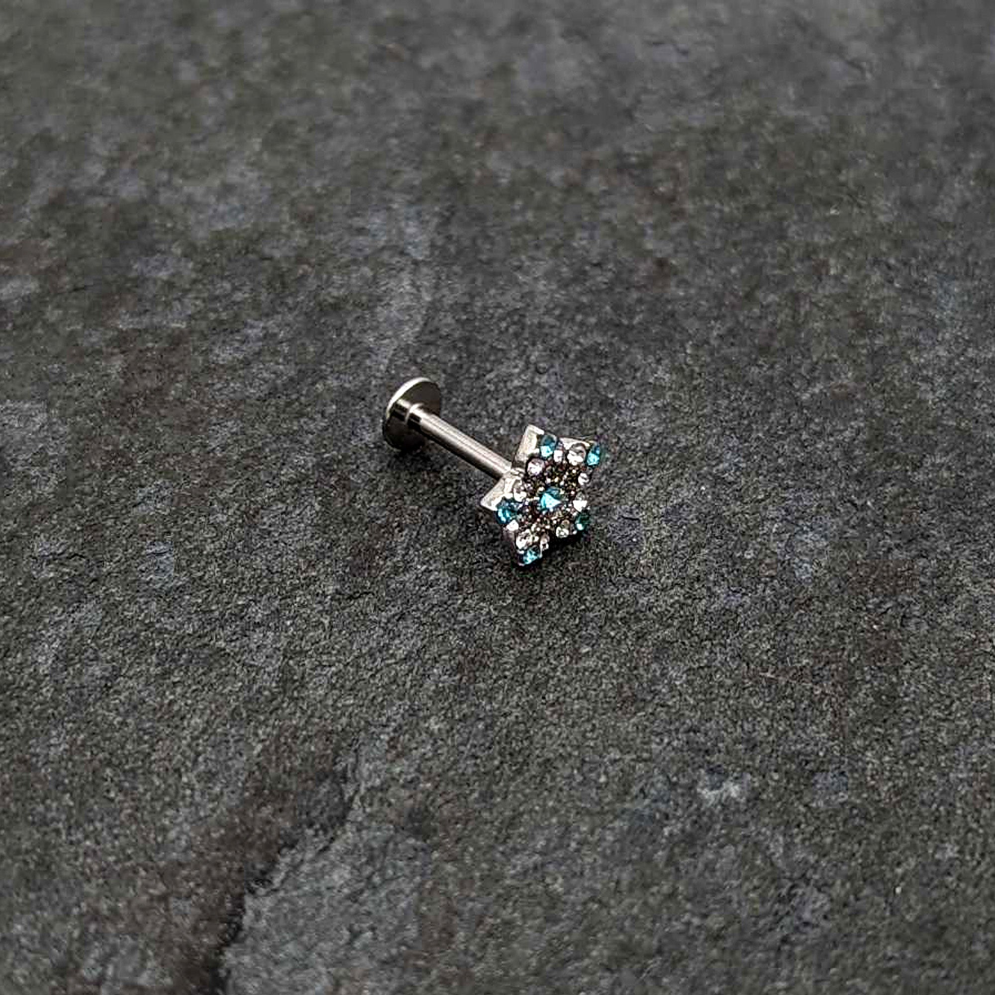 16 Gauge 5/16 Clear Blue Gem Opulent Flower Labret Monroe Tragus