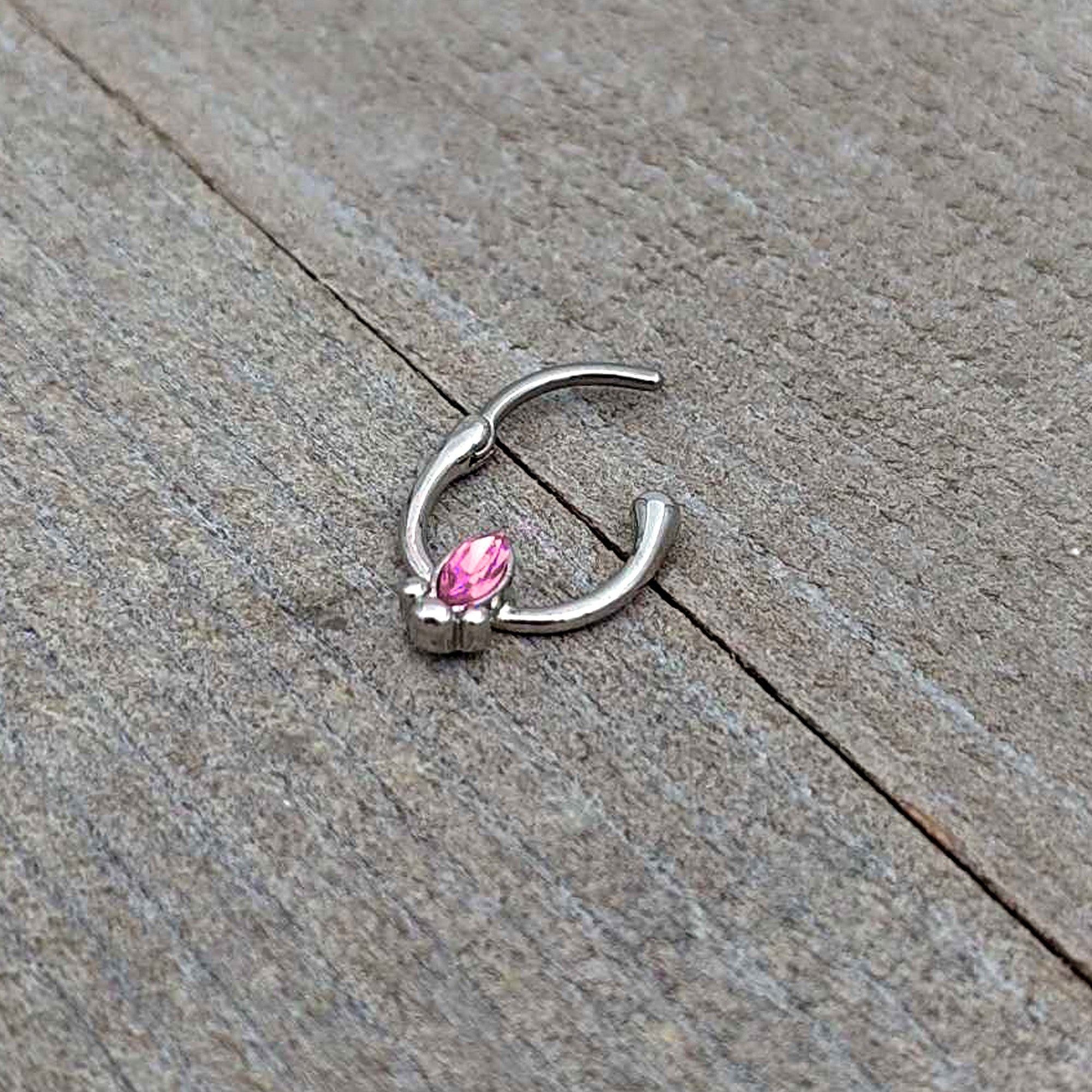 16 Gauge 5/16 Pink Gem Deco Oval Cartilage Clicker