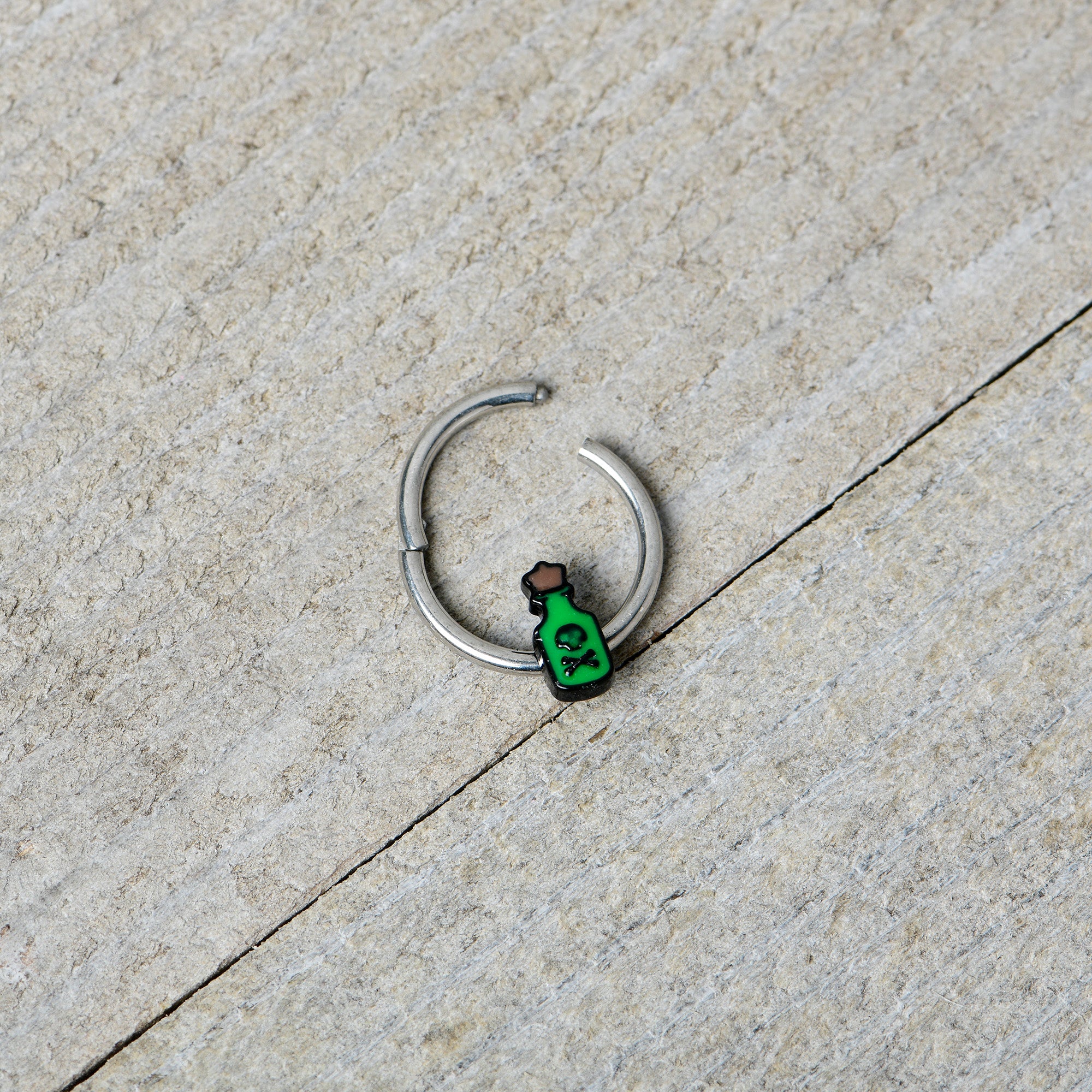 16 Gauge 3/8 Poison Green Bottle Glow in the Dark Hinged Segment Ring