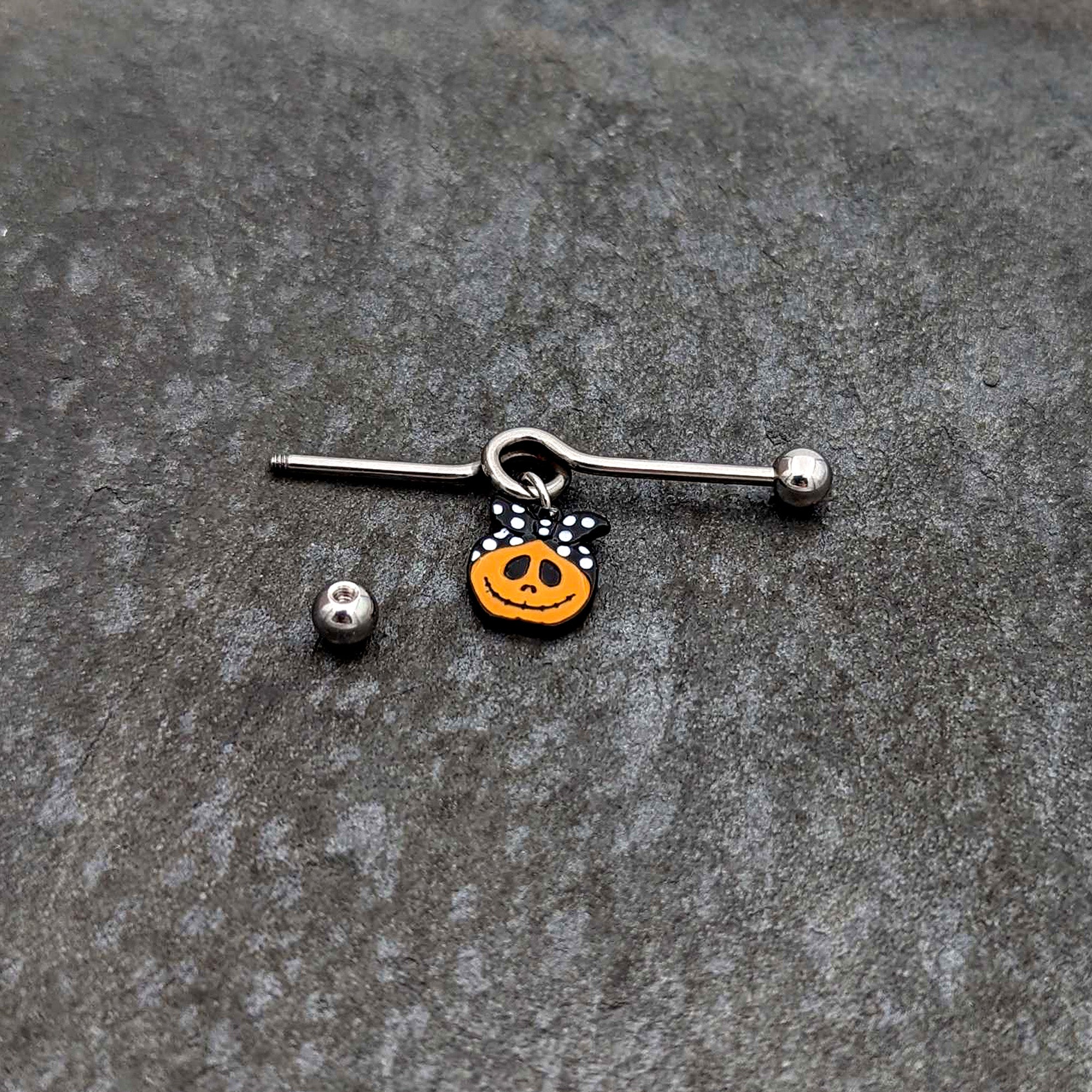 14 Gauge Halloween Kerchief Pumpkin Dangle Project Bar 38mm