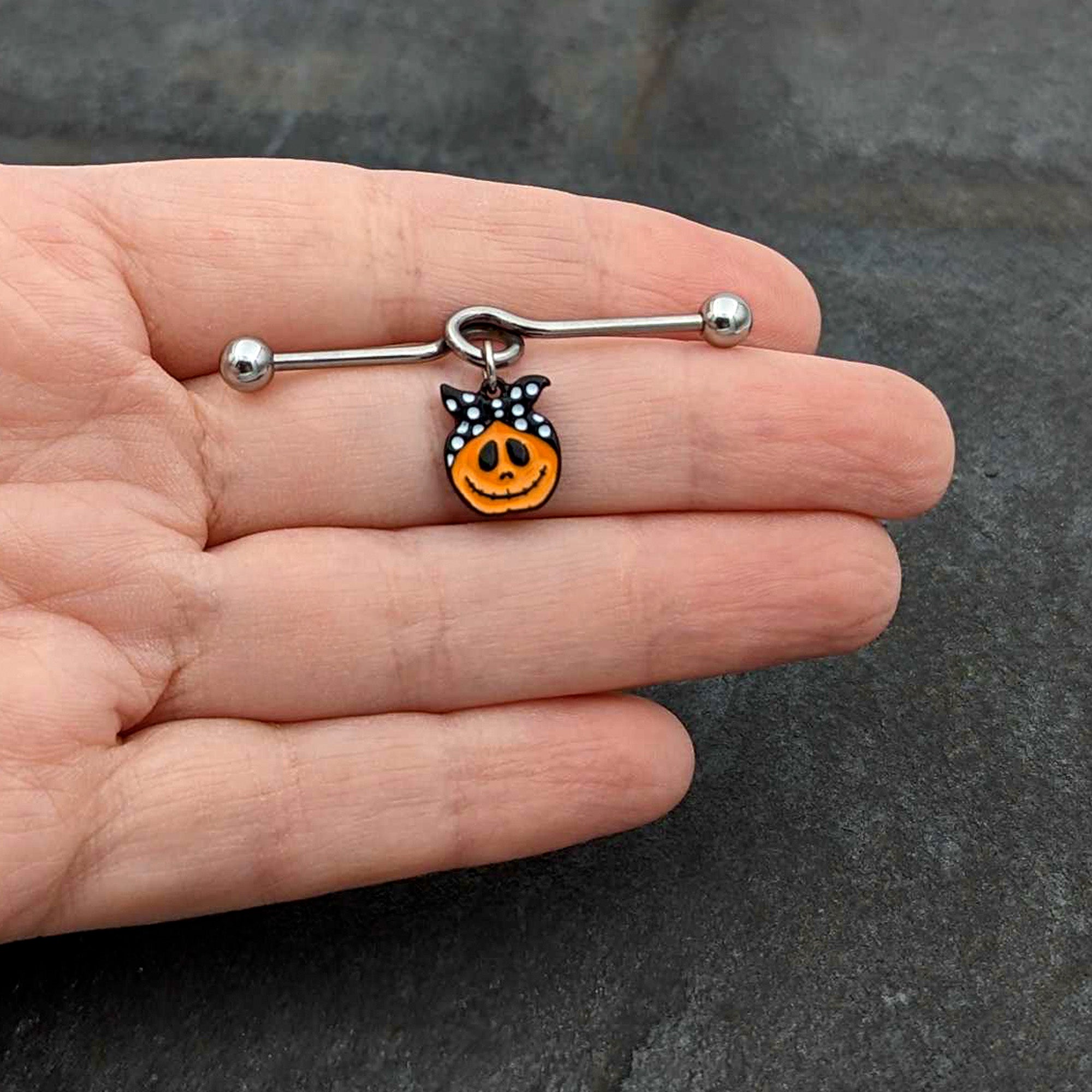 14 Gauge Halloween Kerchief Pumpkin Dangle Project Bar 38mm